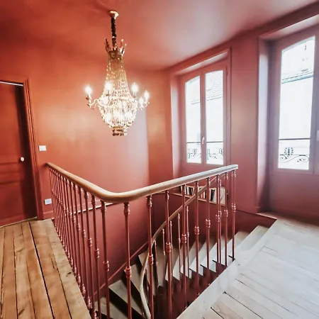 Les Tanins D 'ay Villa Ay-Champagne