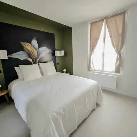 Les Tanins D 'ay Villa *