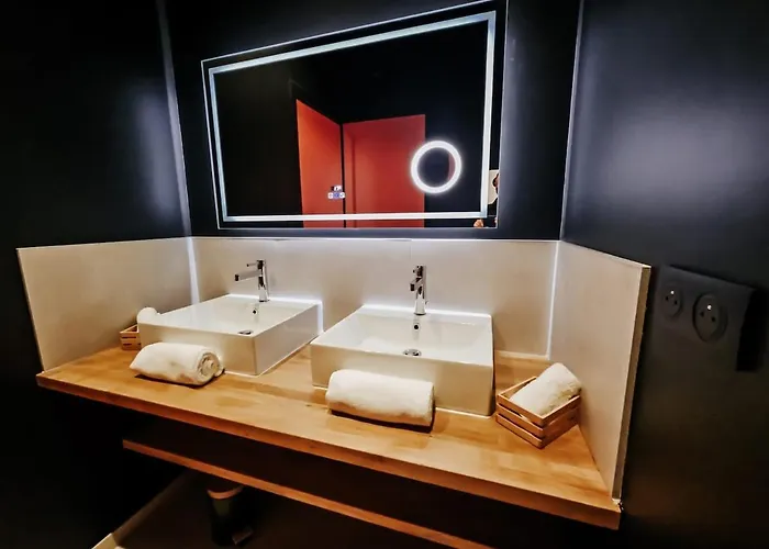 Les Tanins D 'ay * Ay-Champagne