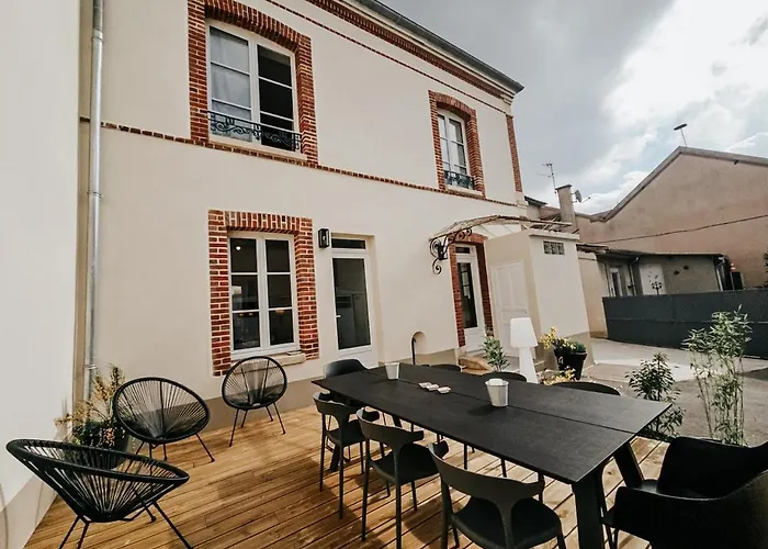 Les Tanins D 'ay * Ay-Champagne